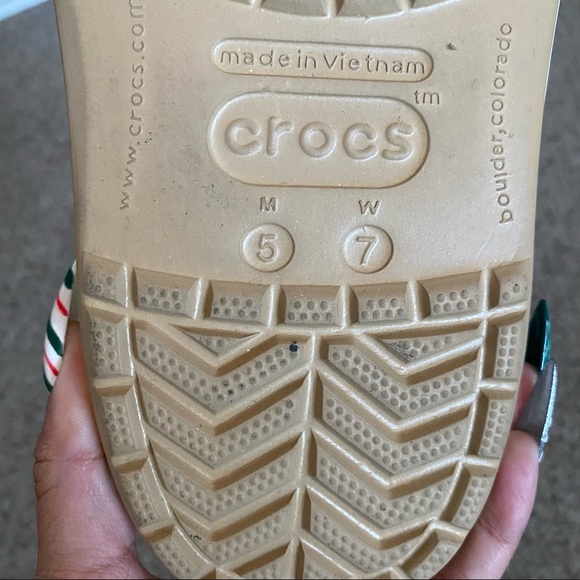 Floral tropical Crocs clogs brown 5M/7W - Picture 4 of 5